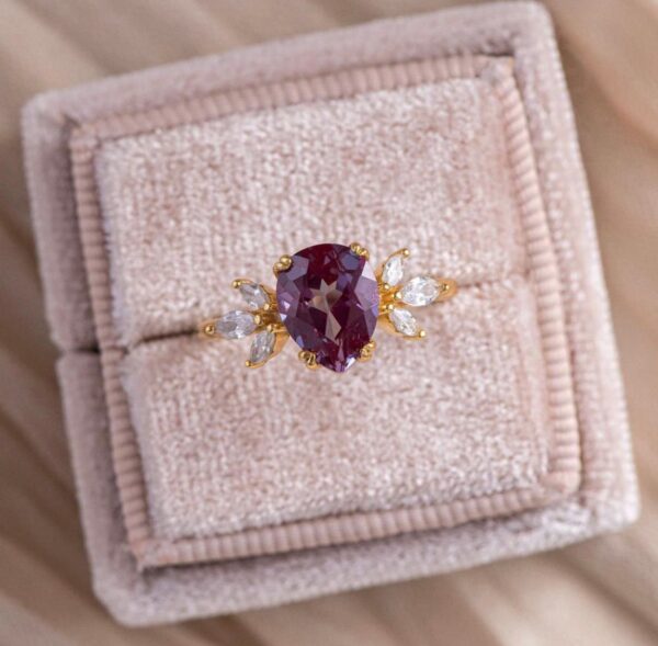 Unique Alexandrite Engagement Ring, June Birthstone Birthday Gift for Her, Christmas Anniversary Women Gift, Art Deco Vintage Gold Jewellery - Image 4